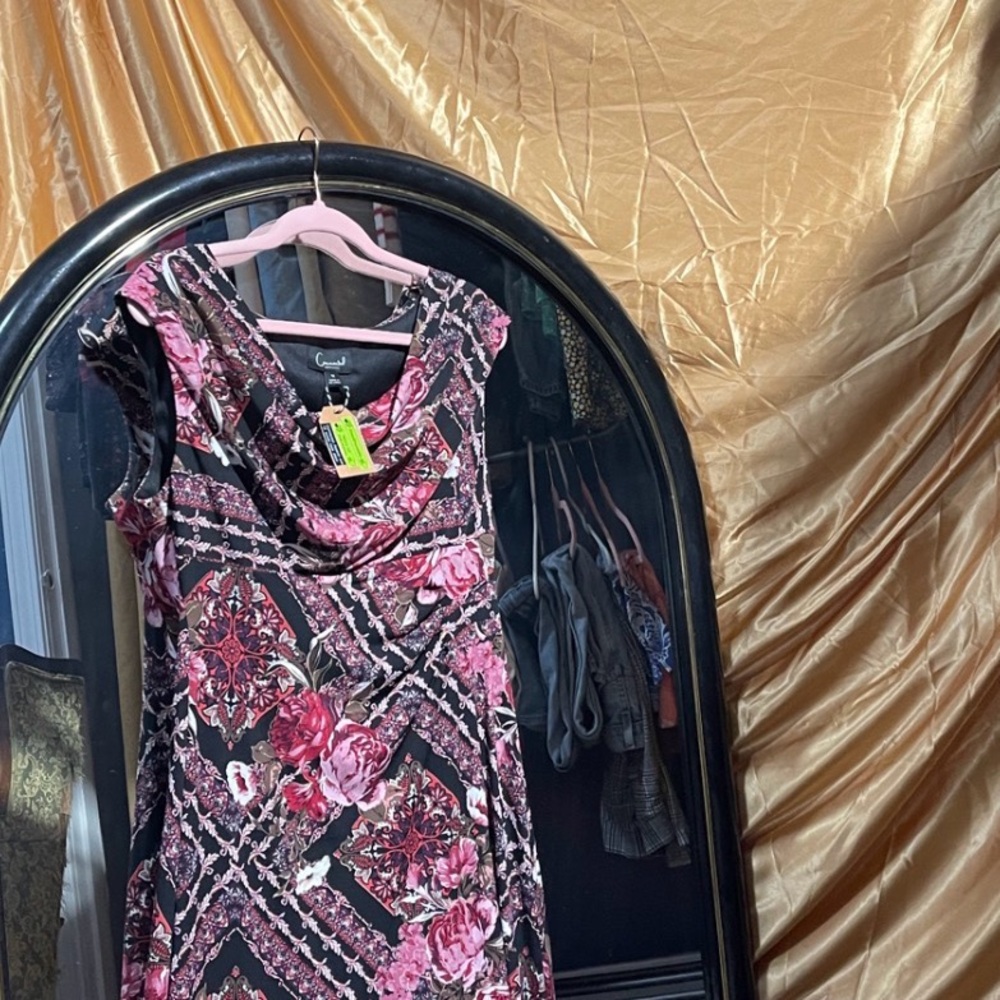 Size 12 Connected Apparel Dress